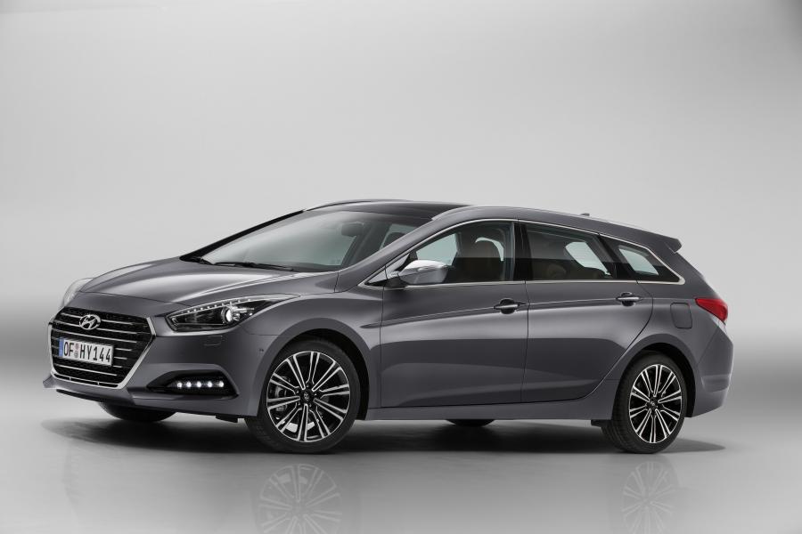  Hyundai i40 Wagon 2015 года  (фото 21 из 30)